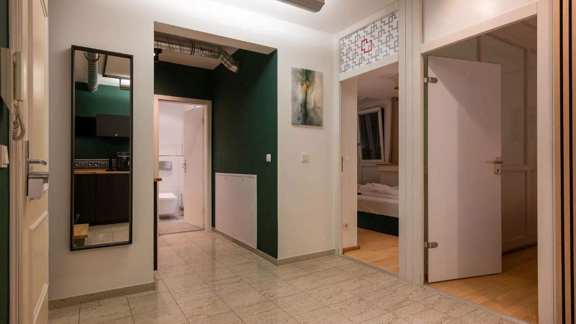 Munich Large Apartment 150 Qm In Top Centrally Located 1 To 15 Guests Německo