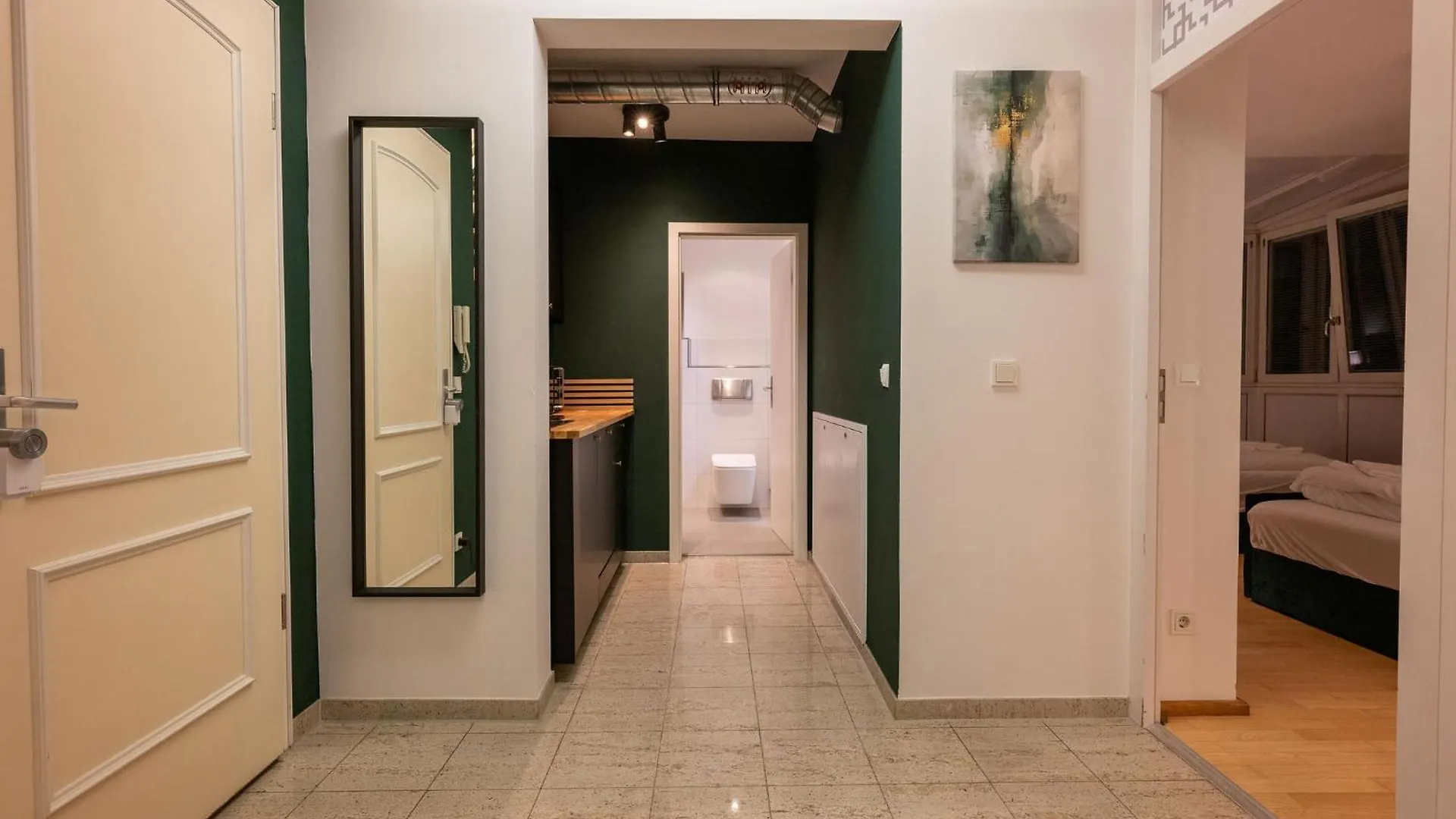Munich Large Apartment 150 Qm In Top Centrally Located 1 To 15 Guests Německo